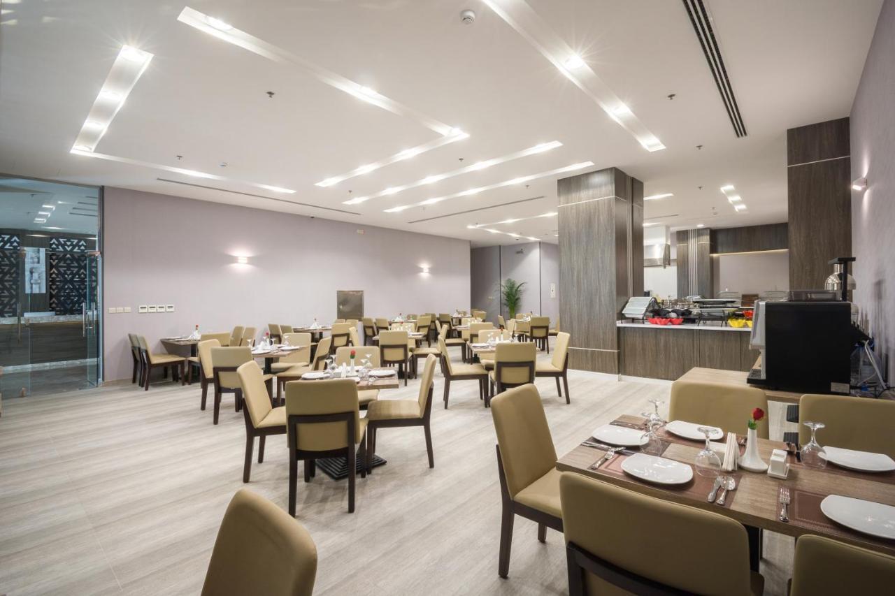 Enala Hotel - Al Khobar Exteriör bild