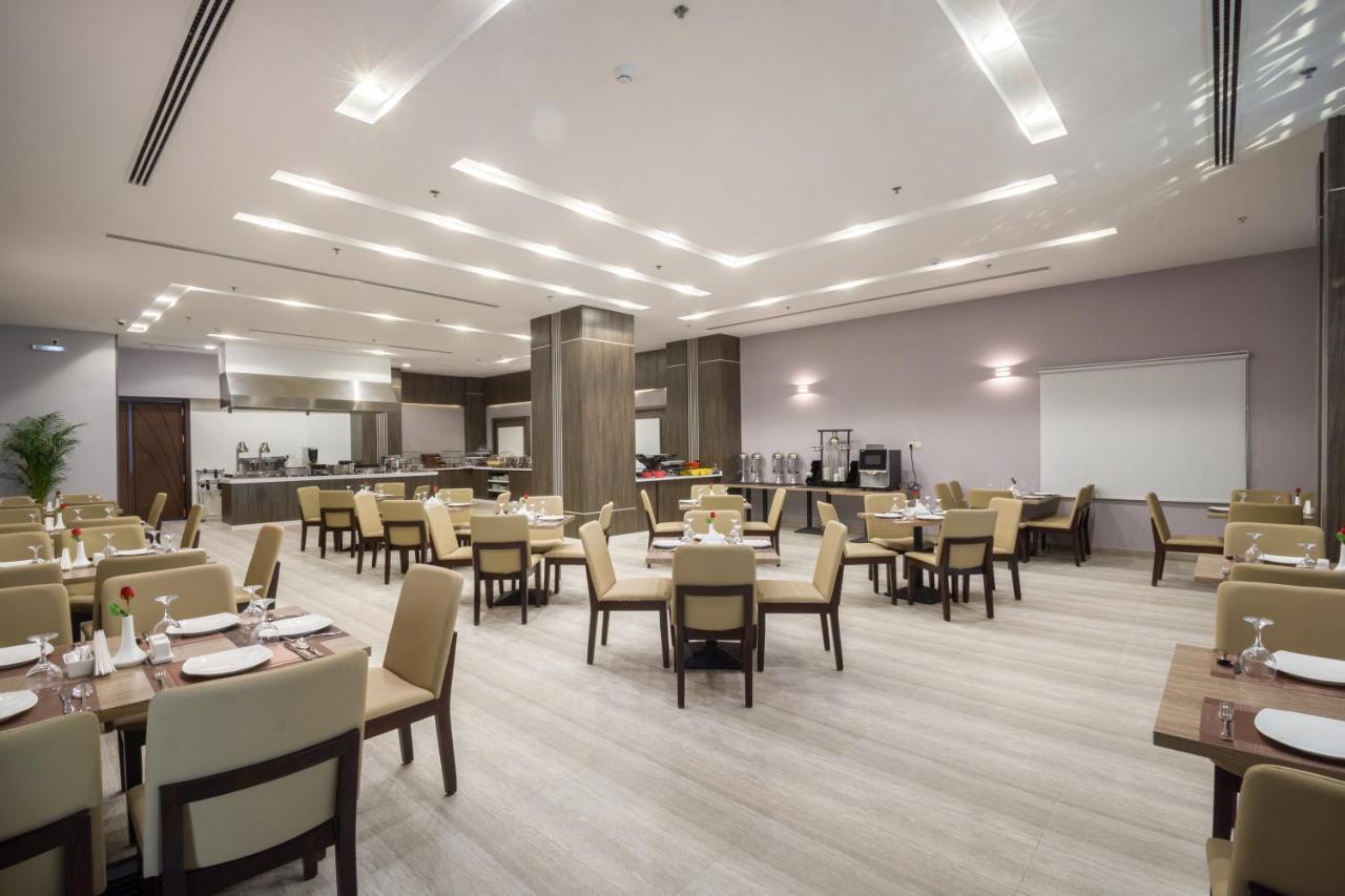 Enala Hotel - Al Khobar Exteriör bild